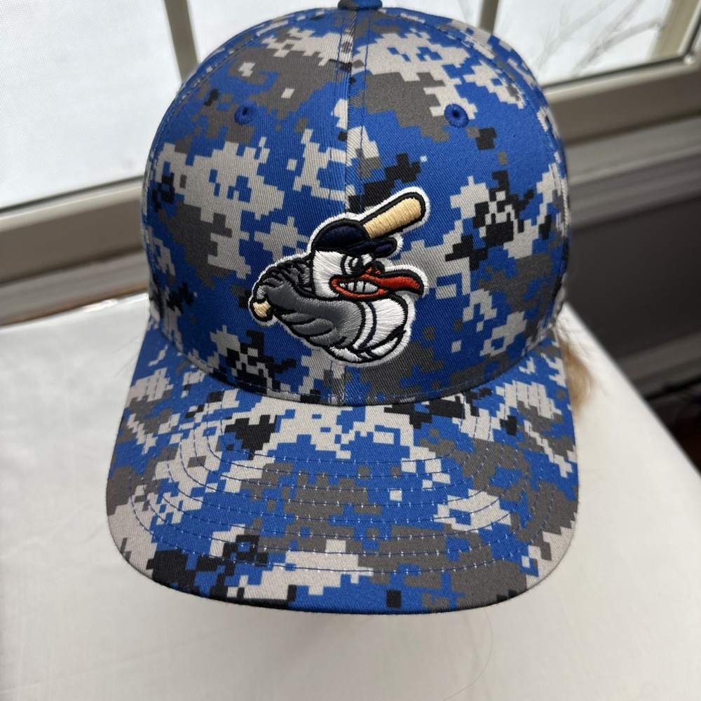 Baltimore Orioles Digital Camouflage Hat‎ With Swinging Mascot L/XL FITTED